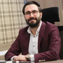 Op. Dr. Emre Türkmen — Kulak Burun Boğaz, İstanbul. Portre fotoğrafı.