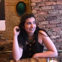 Kl. Psk. Burcu Bölenler — Psikoloji, Edirne. Portre fotoğrafı.