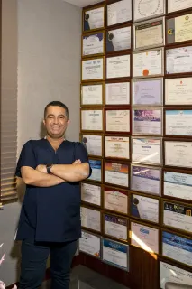 Op. Dr. Hakan Yaz profilinde yer alan galeri fotoğrafı.