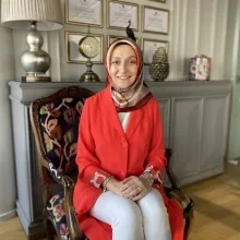 Uzm. Dr. Nurgül Yeşilyaprak — Psikiyatri, Mersin. Portre fotoğrafı.