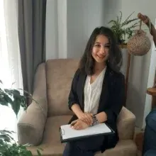 Psk. Dan. Şura Nur Güleryüz — Psikolojik Danışma ve Rehberlik, Kocaeli. Portre fotoğrafı.