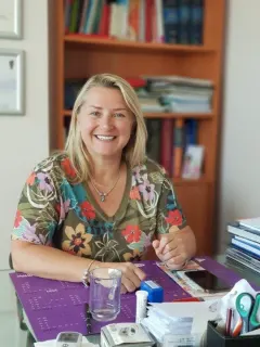 Op. Dr. Saime Şirin Çuhadar profilinde yer alan galeri fotoğrafı.