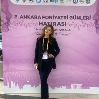 Dkt. Berrak Baybağan — Dil ve Konuşma Terapisi, Konya. Portre fotoğrafı.