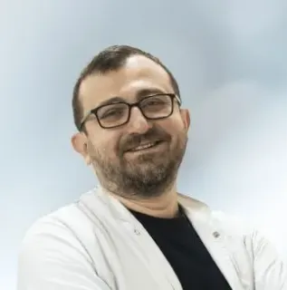 Op. Dr. Levent Taşyıkan profilinde yer alan galeri fotoğrafı.