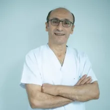 Dt. Mustafa Özdemir — Diş Hekimi, Samsun. Portre fotoğrafı.