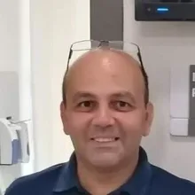 Prof. Dr. Melih Çekinmez — Beyin Ve Sinir Cerrahisi, Adana. Portre fotoğrafı.