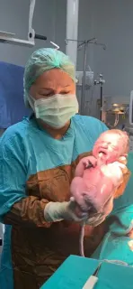 Op. Dr. Saime Şirin Çuhadar profilinde yer alan galeri fotoğrafı.