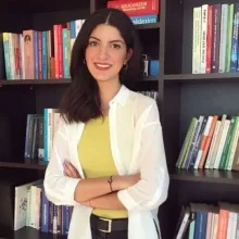 Psk. Merve Doğru — Psikoloji, İstanbul. Portre fotoğrafı.