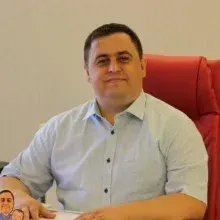 Uzm. Dr. Mustafa Özel — Çocuk Sağlığı Ve Hastalıkları, Bandırma, Balıkesir. Portre fotoğrafı.