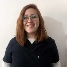 Fzt. Gizem Güler — Fizyoterapi Ve Rehabilitasyon, İstanbul. Portre fotoğrafı.