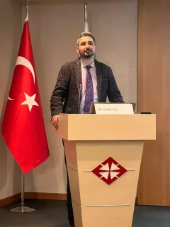 Prof. Dr. Murat Öz profilinde yer alan galeri fotoğrafı.