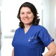 Dr. Dt. Cansu İlgen — Edirne. Portre fotoğrafı.