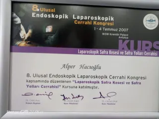 Op. Dr. Alper Hacıoğlu profilinde yer alan galeri fotoğrafı.