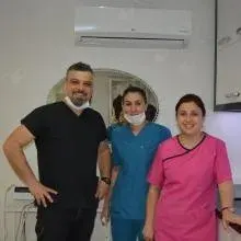 Dt. Bahadır Örki — Diş Hekimi, Denizli. Portre fotoğrafı.