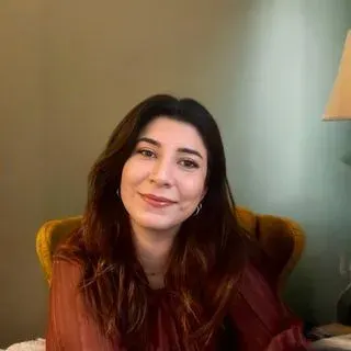 Kl. Psk. Melis Seçilgin — Psikoloji, İstanbul. Portre fotoğrafı.