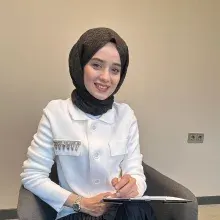 Kl. Psk. Ayşe Selay Aksoy — Psikoloji, Adana. Portre fotoğrafı.