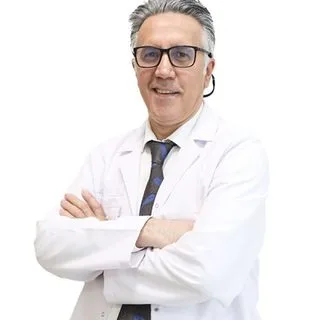 Doç. Dr. Bahri Çakabay — Genel Cerrahi, Kayapınar, Diyarbakır. Portre fotoğrafı.