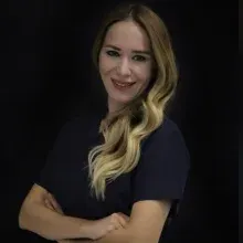 Dr. Dt. Seçil Yüksekbilgili Gürbüz — Gaziantep. Portre fotoğrafı.