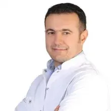 Op. Dr. Kenan Eren — Göz Hastalıkları, Kayapınar, Diyarbakır. Portre fotoğrafı.