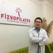 Fzt. Nuri Usta — Fizyoterapi Ve Rehabilitasyon, Alanya, Antalya. Portre fotoğrafı.
