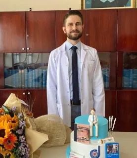 Uzm. Dr. Göktürk Oraloğlu profilinde yer alan galeri fotoğrafı.