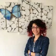 Uzm. Dr. Neslihan Levent — Psikiyatri, Antalya. Portre fotoğrafı.