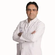 Uzm. Dr. Yahya Kemal Burkan — Fiziksel Tıp Ve Rehabilitasyon, Diyarbakır. Portre fotoğrafı.