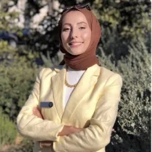 Kl. Psk. Ela Nur Şalcı — Psikoloji, İstanbul. Portre fotoğrafı.