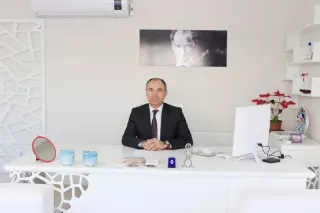 Op. Dr. Şevket Doğan profilinde yer alan galeri fotoğrafı.