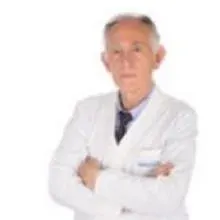 Op. Dr. Şükrü Bayraktar — Ortopedi Ve Travmatoloji, Antalya. Portre fotoğrafı.
