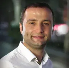 Kl. Psk. Şanver Yerebakan — Psikolojik Danışma ve Rehberlik, Bakırköy, İstanbul. Portre fotoğrafı.
