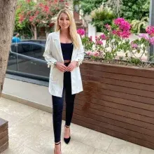 Dyt. Dilruba Yılmaz Bayındır — Diyetisyen, Düzce. Portre fotoğrafı.