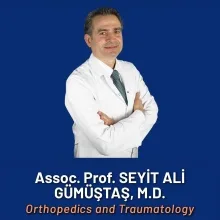 Doç. Dr. Seyit Ali Gümüştaş — Ortopedi Ve Travmatoloji, İstanbul. Portre fotoğrafı.