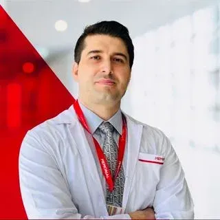 Uzm. Dr. Fatih Özcan — Radyasyon Onkolojisi, Çankaya, Ankara. Portre fotoğrafı.