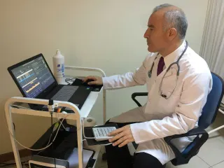 Prof. Dr. Atilla İlhan profilinde yer alan galeri fotoğrafı.