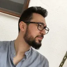 Uzm. Dr. Yusuf Karaer — Çocuk ve Ergen Psikiyatrisi, Zonguldak. Portre fotoğrafı.