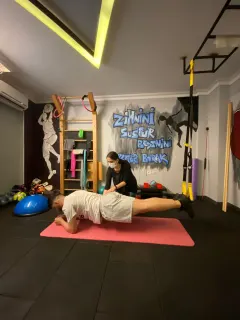 Uzm. Fzt. Ahsen Gülçin Parğan Yıldız profilinde yer alan galeri fotoğrafı.