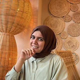 Dt. Arzucan Kankaya — Diş Hekimi, Şanlıurfa. Portre fotoğrafı.