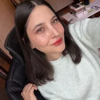 Dyt. Şerife Kaplan — Diyetisyen. Portre fotoğrafı.