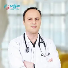 Uzm. Dr. Hilmi Çelik — Üroloji, Şahinbey, Gaziantep. Portre fotoğrafı.