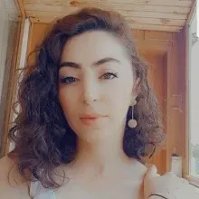 Psk. Dan. Nihal Canpolat — Psikolojik Danışma ve Rehberlik, İstanbul. Portre fotoğrafı.