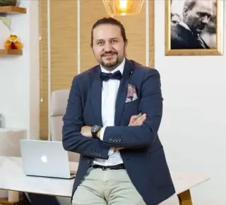 Doç. Dr. Ahmet Altıntaş profilinde yer alan galeri fotoğrafı.
