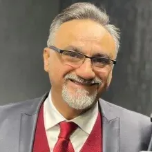 Uzm. Dr. Turgay Baz — Çocuk Sağlığı Ve Hastalıkları, Bursa. Portre fotoğrafı.