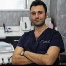 Uzm. Dt. Burak Tanış — Ankara. Portre fotoğrafı.