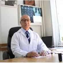 Dr. Muhammet Ömer Nazar — Pratisyen, İstanbul. Portre fotoğrafı.