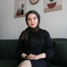 Psk. Dan. Rüveyda Çakır — Psikolojik Danışma ve Rehberlik, Kocaeli. Portre fotoğrafı.