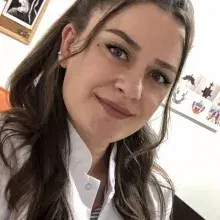 Psk. Buket Akkol — Psikoloji, Kırklareli. Portre fotoğrafı.