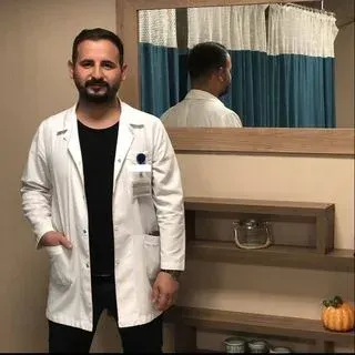 Fzt. Tahir Kördeve — Fizyoterapi Ve Rehabilitasyon, Gaziantep. Portre fotoğrafı.