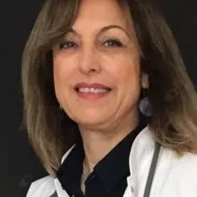 Uzm. Dr. Betül Fatma Cengiz — Çocuk Sağlığı Ve Hastalıkları, İstanbul. Portre fotoğrafı.