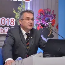 Prof. Dr. Mustafa Faruk Usta — Antalya. Portre fotoğrafı.
